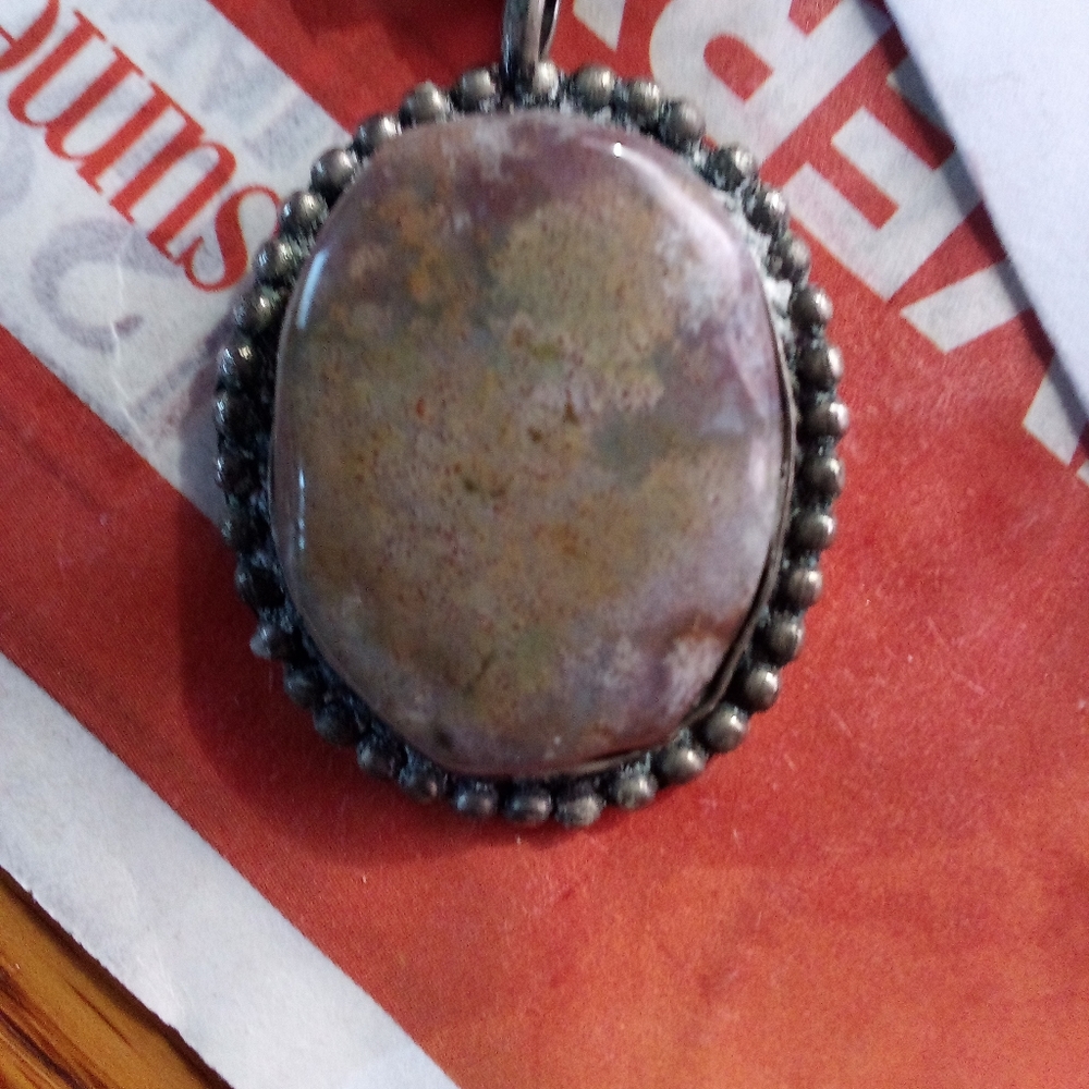 Jade/emerald/turquoise pendants